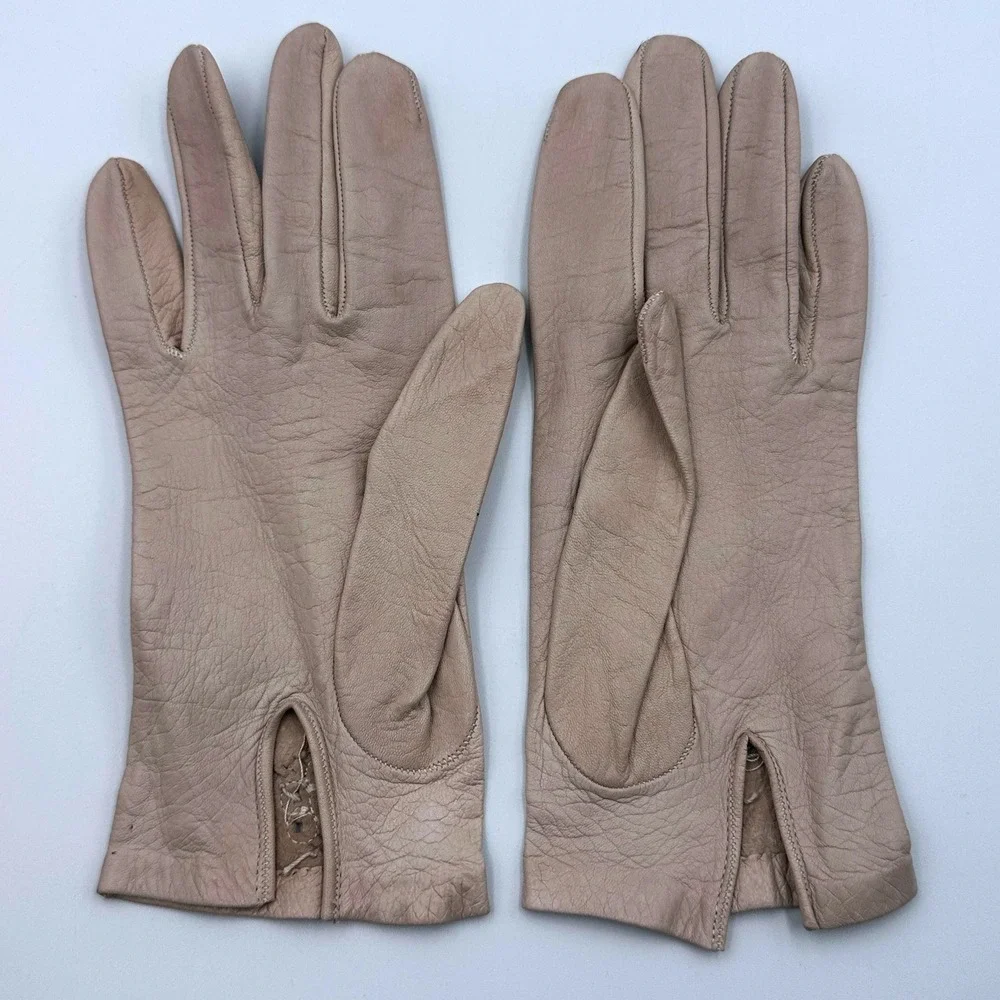 VTG Taupe Leather Decorative Embroidered Perforated Detail Gloves Womens Sz 7.5